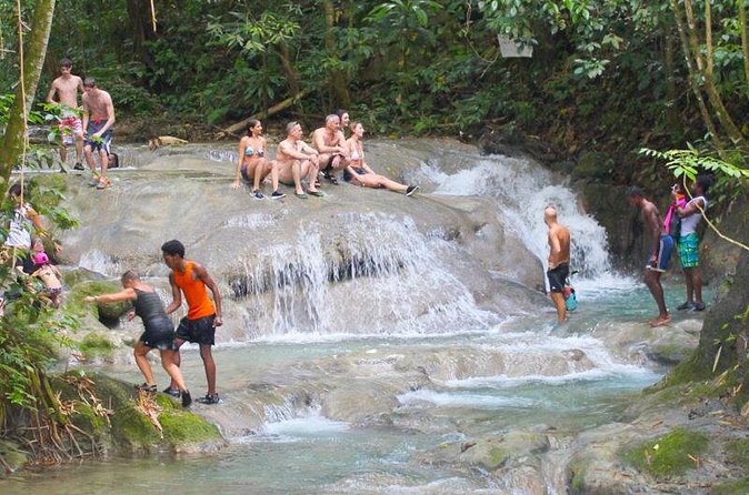Mayfield Falls Private Tour - Booking, weather, and cancellation details