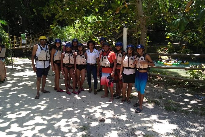 MBJ Transfer - Negril Hotels - From Sangster Airport to Negril in about 80 minutes