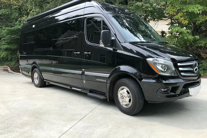 Mercedes Benz Sprinter Airport Transfer - From the airport to your destination in 10 to 45 minutes