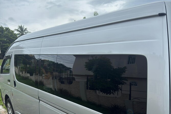 Montego Bay Airport and Catalonia Montego Bay Private Shuttle - What the arrival sequence looks like