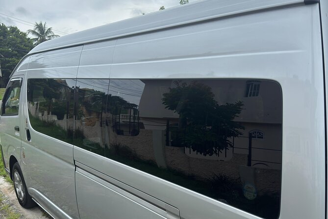 Montego Bay Airport and Sandals Montego Bay Private Shuttle - Finding Your Representative at Sangster International Airport