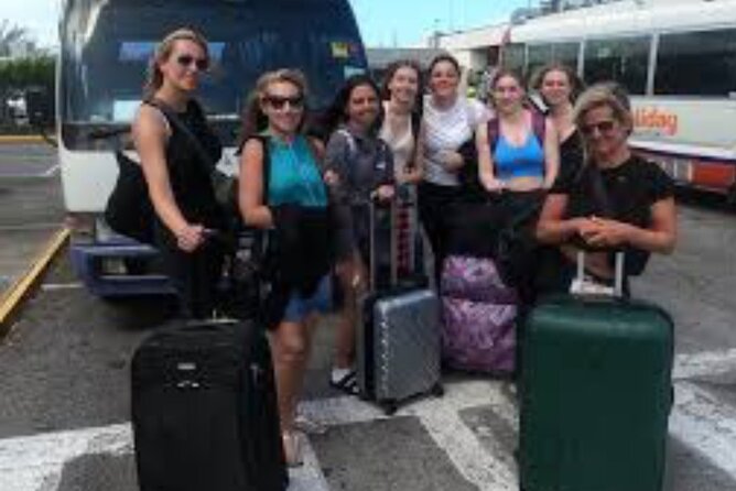 Montego Bay Airport Private Transfer to Hotels in Montego bay - Who should book this transfer