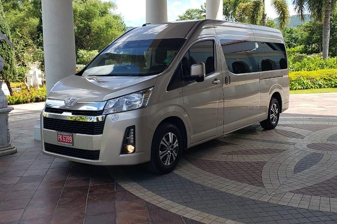Montego Bay Airport To Luxury Bahia Principe Runaway Bay - One-way or round-trip: choosing the useful option