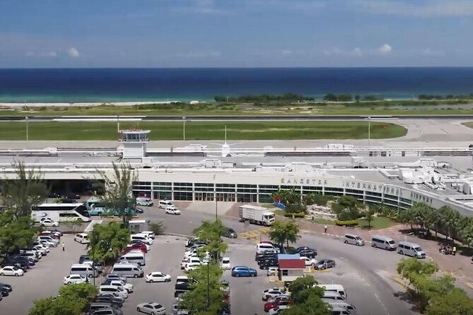 Montego Bay Airport To Negril Hotels/Negril To MBJ Airport - Leaving Montego Bay Airport without the taxi scramble