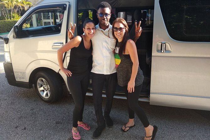 Montego Bay Airport Transfer to and from Hotels in Montego Bay. - Getting out of Sangster Airport without the usual fuss