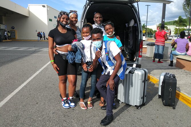 Montego Bay Airport Transfer to and from Hotels in Montego Bay. - What the ride to your hotel is really like