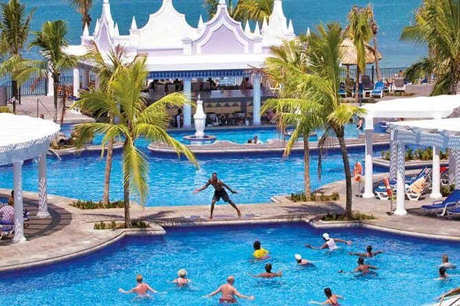 Montego Bay Airport Transfer to Hotels in Montego Bay or Falmouth - Is $16 per person good value?