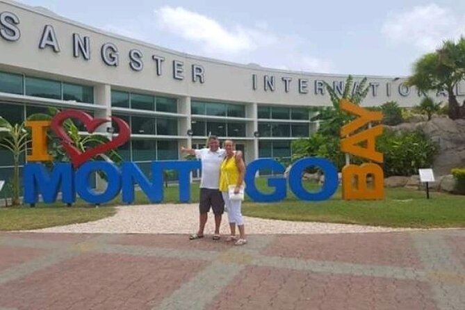 Montego Bay Airport Transfer to Montego Bay and Falmouth Hotels - The private car or minivan ride