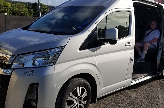 Montego Bay airport transfers - Safety, comfort, and group size