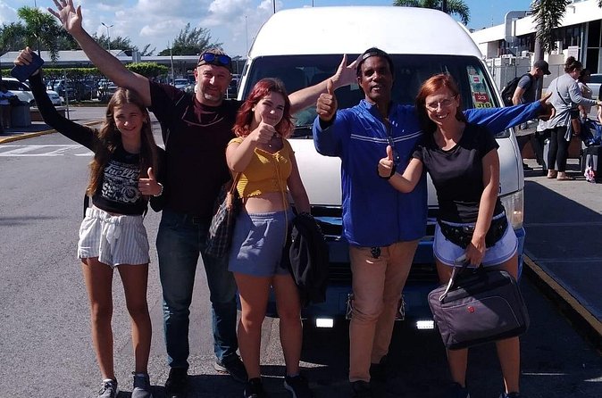Montego Bay Airport Transportation - Departure Pickup From Your Resort Lobby