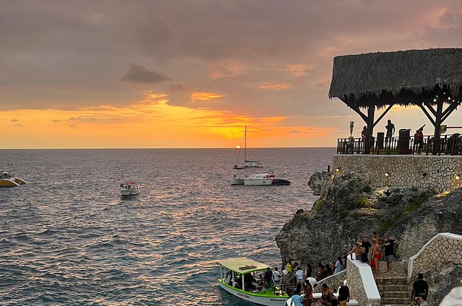 Montego bay Bamboo Rafting & Sunset at Ricks cafe Negril - Who Will Enjoy This Combination Most