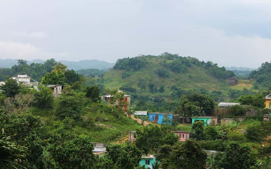Montego Bay: Bob Marley Tour to 9 Mile, St. Ann - What the private format adds
