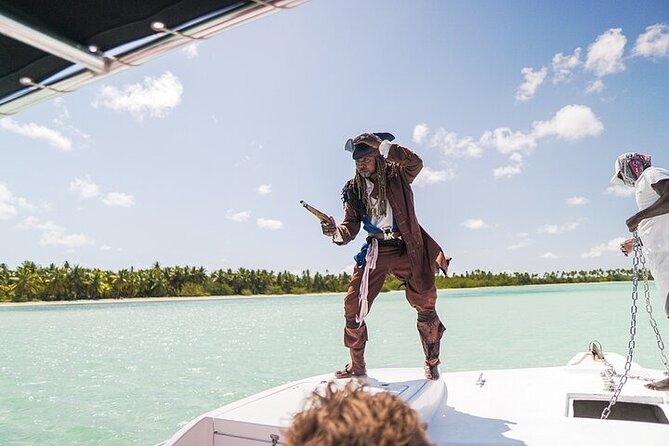 Montego Bay Catamaran: Snorkel Tour with Open Bar & Reggae DJ - Boarding at 2 Kent Ave and sorting out pickup