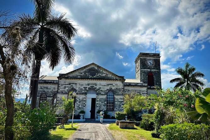 Montego Bay City Tour & Magaritaville with shopping - A four-hour look at Montego Bay beyond the resort
