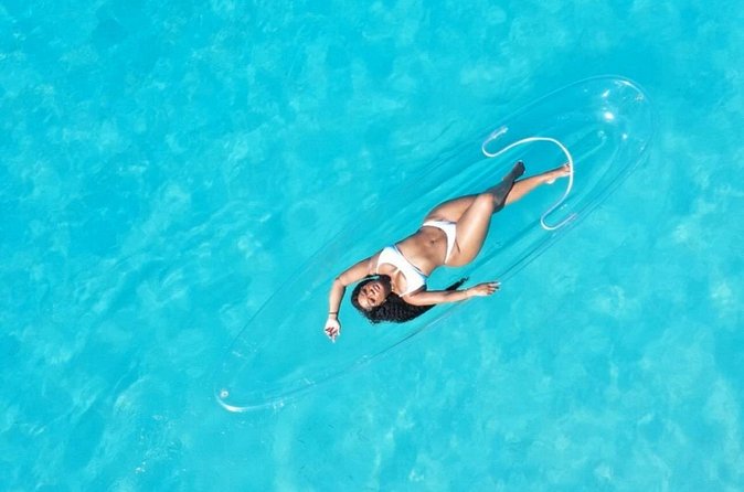 Montego Bay Clear Kayak Photoshoot & Hip Strip Shopping - The 45-minute Hip Strip stop