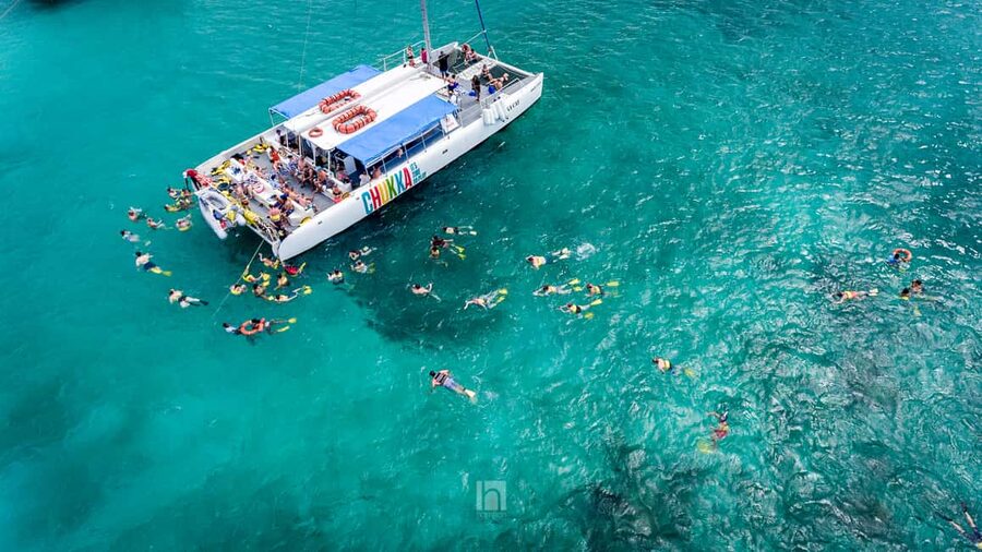 Montego Bay: Dunns Catamaran Sail & Snorkel with Zipline - Sailing the coast aboard the Chukka Cat