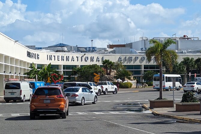 Montego Bay Grand Palladium Private Airport transfer - What the driver service adds