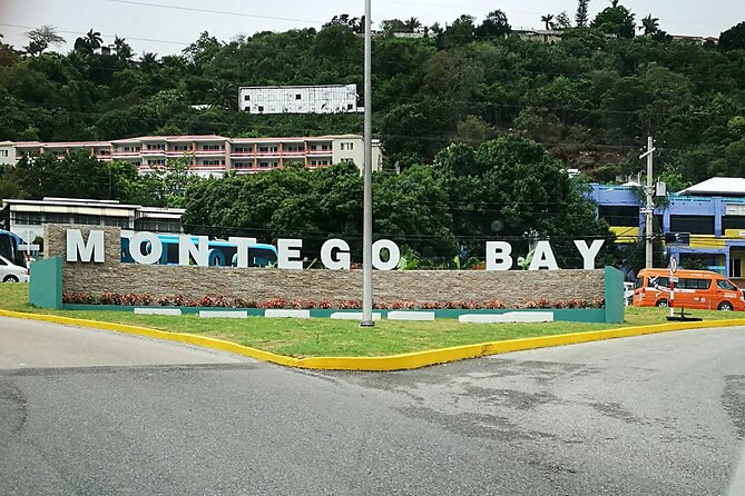 Montego Bay Highlights From Montego Bay Hotels - Starting downtown at Sam Sharpe Square