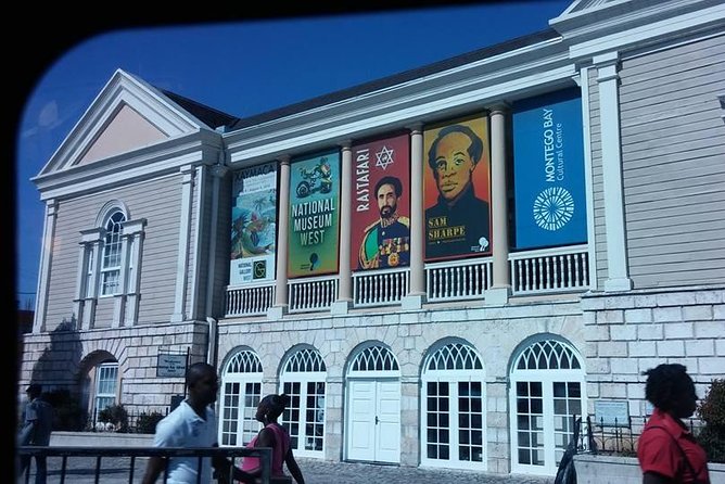 Montego Bay Highlights Tour from Montego Bay - Richmond Hill Inn and the city from above