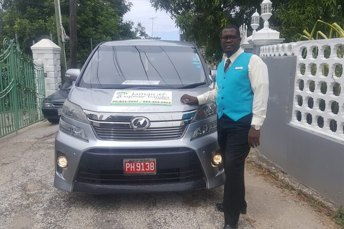Montego Bay Hotels Private Transfer To & From MBJ Airport - The 20 to 30-minute ride to your Montego Bay hotel