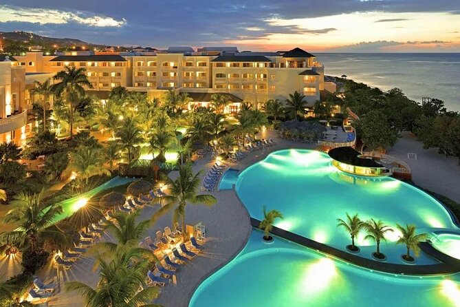 Montego Bay Jamaica Airport/ Port Transfers to Montego Bay Hotels - A Cool, Direct Start in Montego Bay