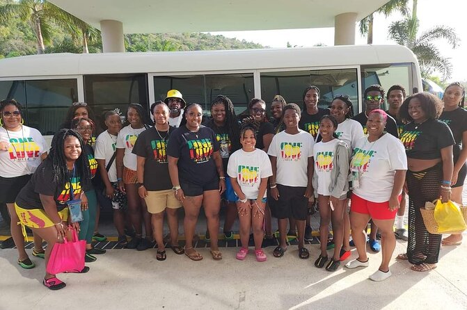 Montego Bay Jamaica MBJ Airport Transfer to Hotels in Montego Bay - Comfort features that matter after a flight