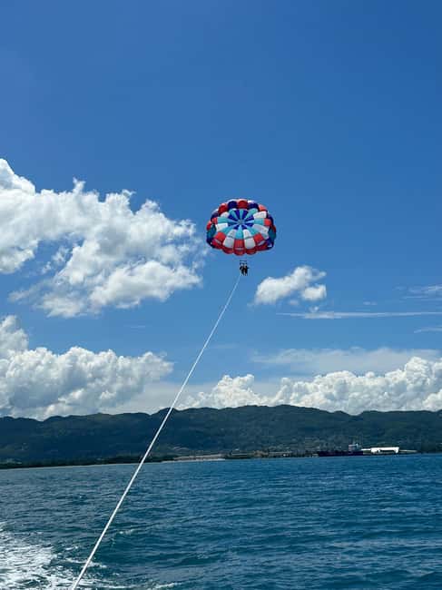 Montego Bay: Parasailing Adventure tickets - Key points at a glance