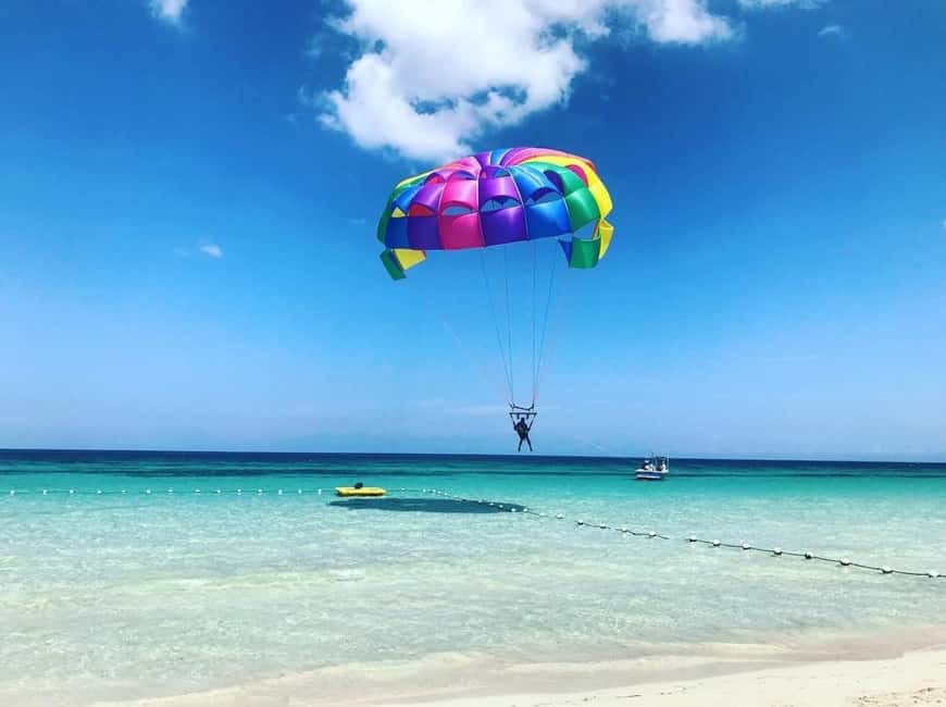 Montego Bay: Parasailing Adventure tickets - The 18-minute parasail flight