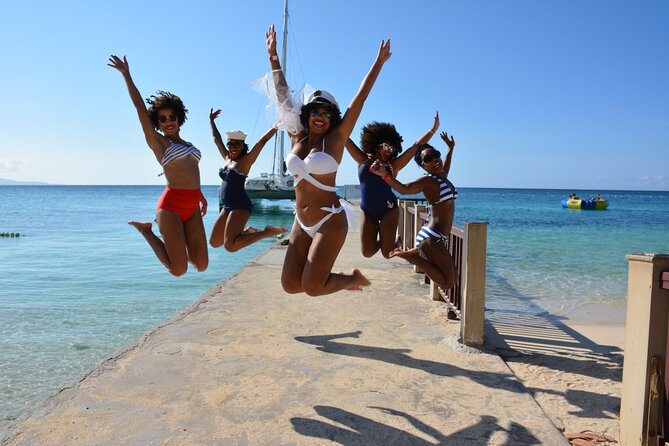 Montego Bay Private Afternoon Catamaran Open Bar and Snorkeling - Jamaican drinks, music, and dance lessons
