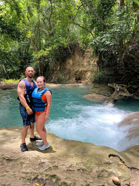 Montego Bay: Private Dunn's River Falls and Blue Hole Tour - The strongest part of the guiding