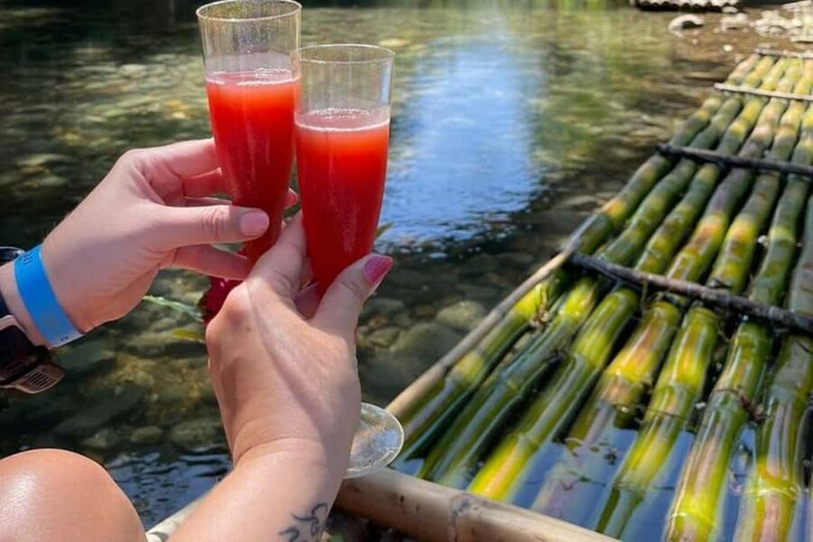 Montego Bay: River Rafting and Dunn's River Falls Day Trip - Hotel pickup and the ride toward Jamaica’s north coast