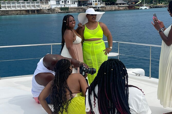 Montego Bay Sightseeing Tour and Souvenir Shopping - The guide can make or break the outing