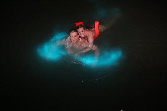 Mystic Lagoon Night-Time Cruise and Swim from Montego Bay & Trelawny - The boat ride and the guide’s local stories