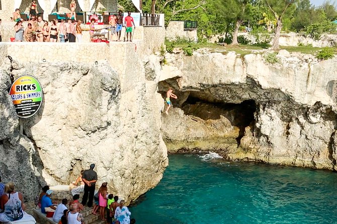 Negril 4 in 1 Day Trip from Montego Bay - Sunset at Rick’s Cafe