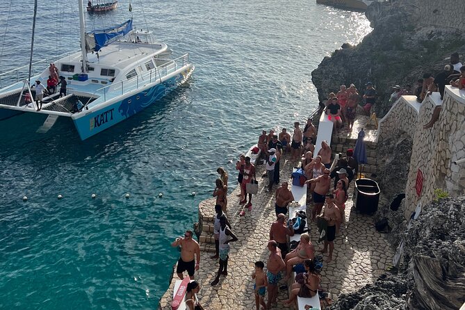 Negril 7 mile Beach, Party Catamaran Cruise and Ricks Cafe Combo - What the $130 price really covers