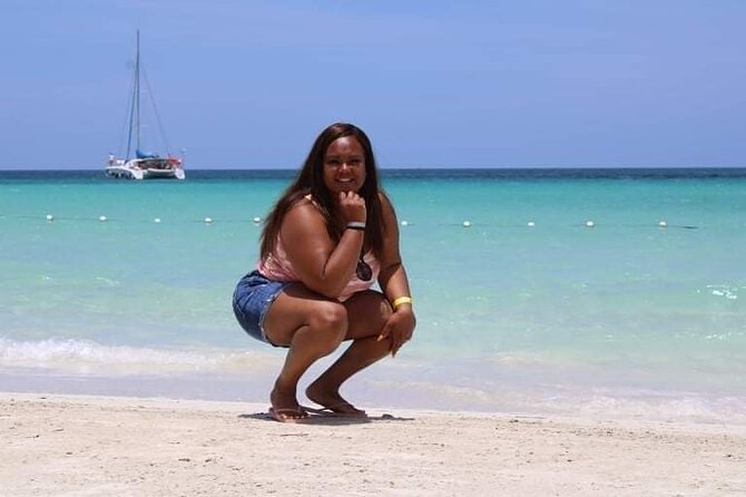 Negril 7 Miles Beach and Rick's Cafe Tour - Should You Book It?