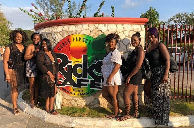 Negril Beach Experience & Rick's Cafe from Montego Bay - Who will enjoy this Negril day trip most?