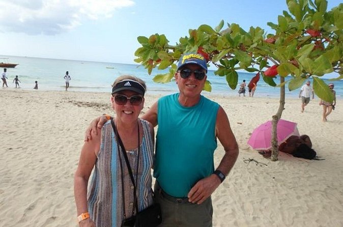 Negril Beach & Rick's Cafe Tour - Why the Private Format Matters
