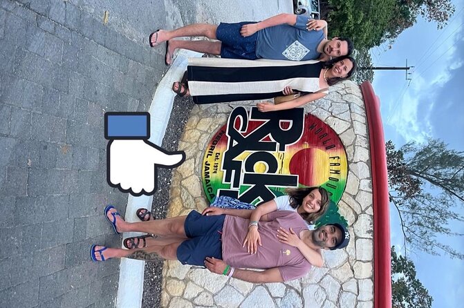 Negril Combo Experience 7 Mile Beach, Shopping and Rick's Café - The ride from Montego Bay and the value of going private