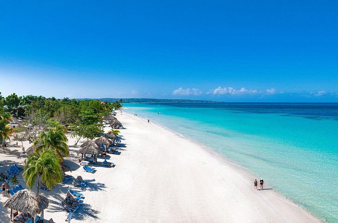 Negril Combo Experience 7 Mile Beach, Shopping and Rick's Café - Who will enjoy this Negril day most?