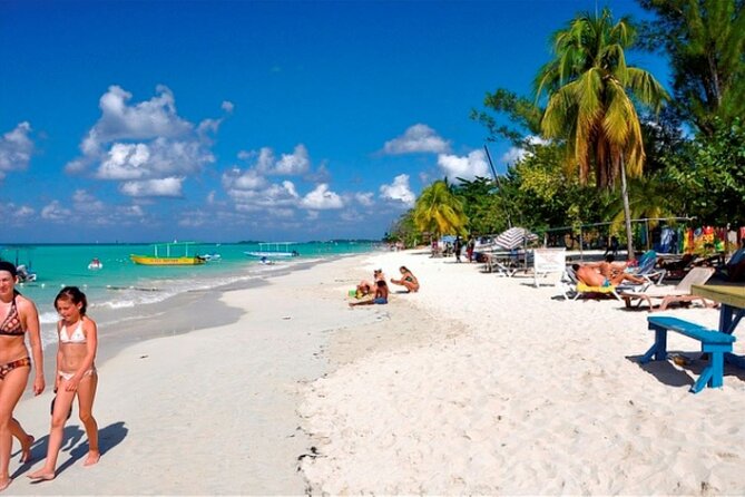 Negril Day Trip to Seven Mile Beach & Rick's Cafe from Grand Palladium - FAQ