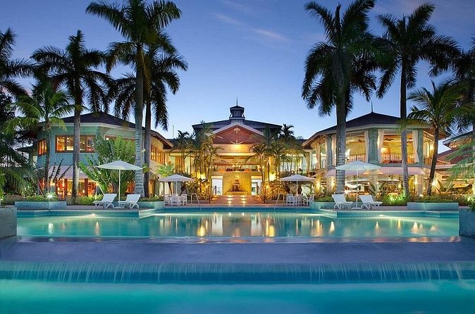 Negril Hotels Private Airport Transfer - Vehicles, luggage, and child seats