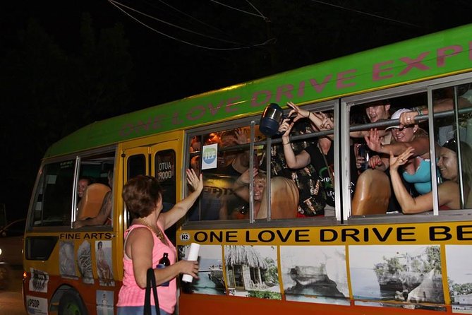 Negril One Love Bus Bar Crawl - Lenbert, music, and the social side