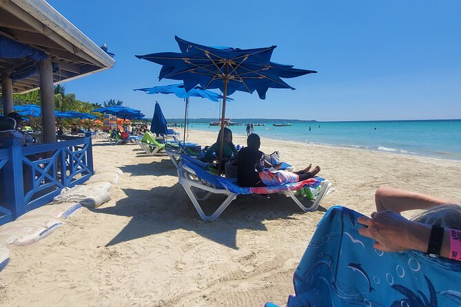 Negril Private 7 Miles Beach and Ricks Cafe Tour from Montego Bay - What the $160 price includes