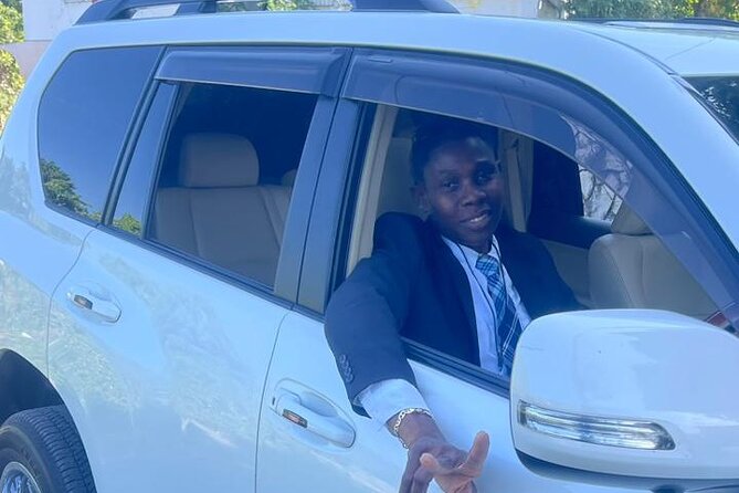 Negril Private Airport Transfer - The drivers are part of the experience