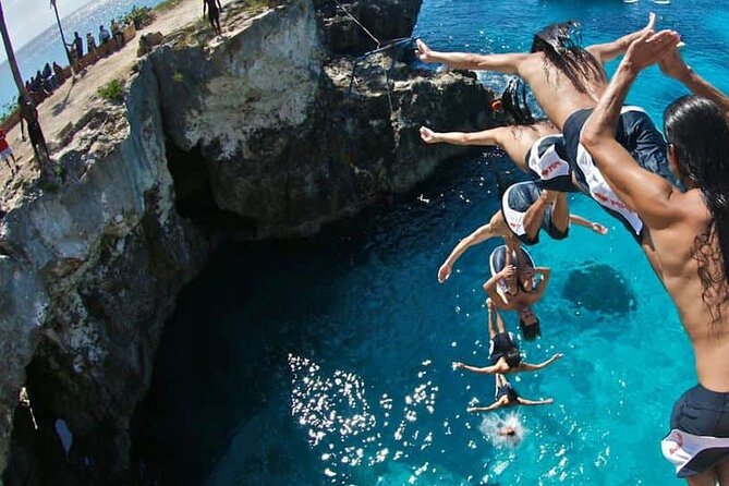 Negril Ricks Café Sunset Tour - A private ride from Montego Bay to Negril
