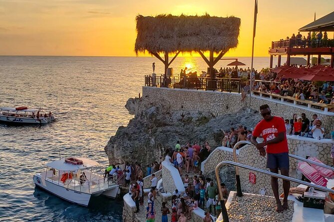 Negril Seven Mile Beach and Ricks Cafe Tour from Montego Bay - Seven Mile Beach gives you two hours to slow down