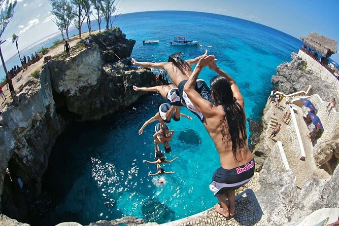 Negril Seven Mile Beach and Ricks Cafe Tour from Montego Bay - Should you book the Seven Mile Beach and Rick’s Cafe tour?