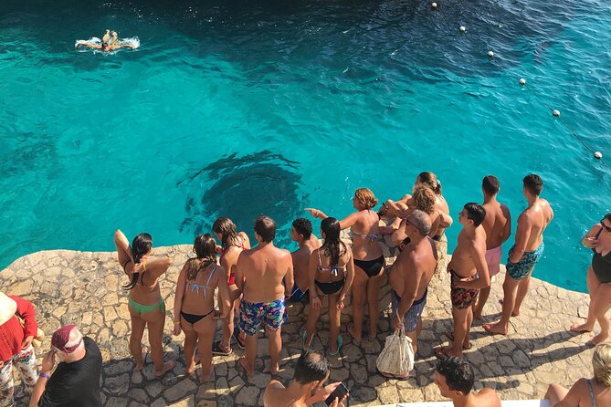 Negril Seven Miles Beach, Snorkeling, Boat Ride, Ricks Cafe Combo - Why this Montego Bay to Negril trip works