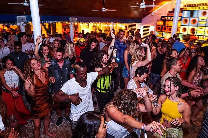 Nightlife & Clubbing in Montego Bay| Lounge 27/27, Pier 1, Taboo - Starting with waterfront energy at Pier 1